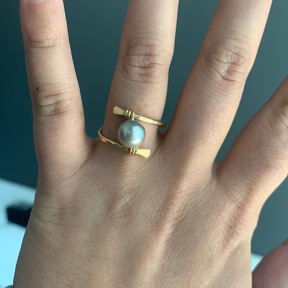 Tahitian Pearl Gold Structured Ring
